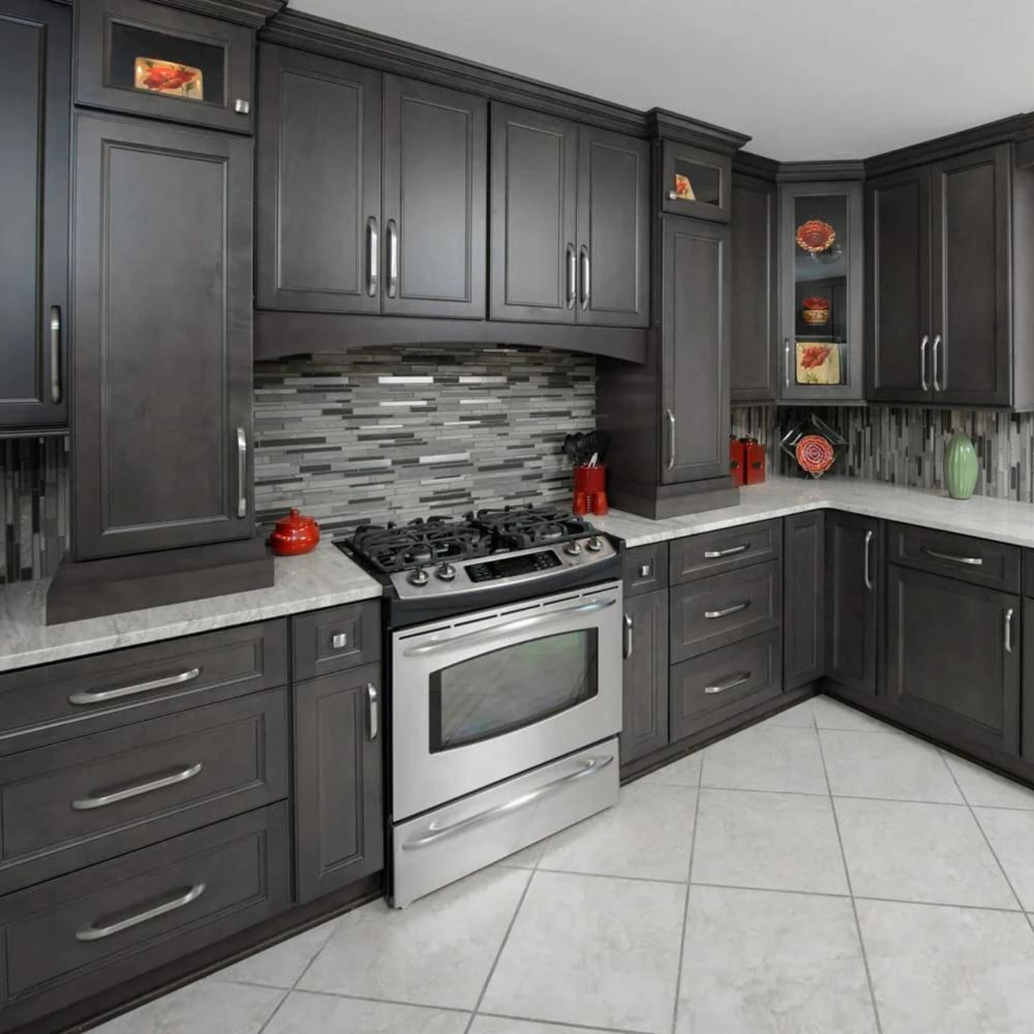 Traditional Transitional Kitchen Remodel by AZ Builder Solutions project photo